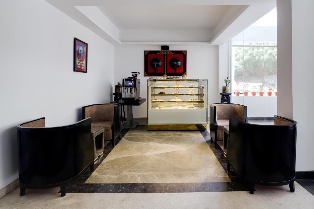 Summit Denzong Hotel & Spa Гангток Экстерьер фото