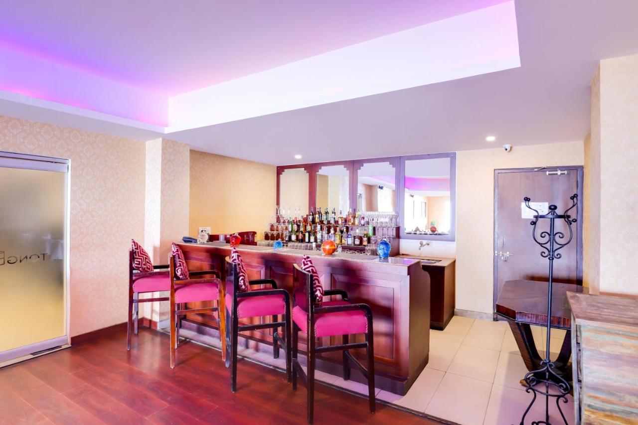 Summit Denzong Hotel & Spa Гангток Экстерьер фото