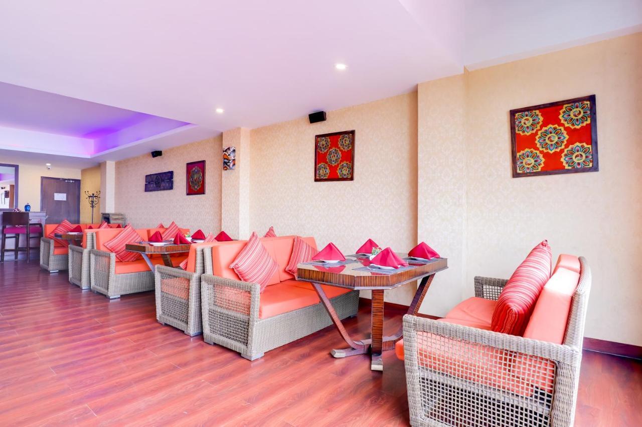 Summit Denzong Hotel & Spa Гангток Экстерьер фото