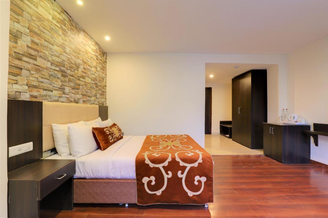 Summit Denzong Hotel & Spa Гангток Экстерьер фото